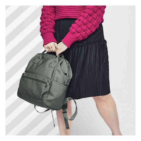 free backpack dsw